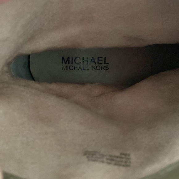 Michael Kors Fringed Suede Bootie Women’s 10 - Picture 3 of 4